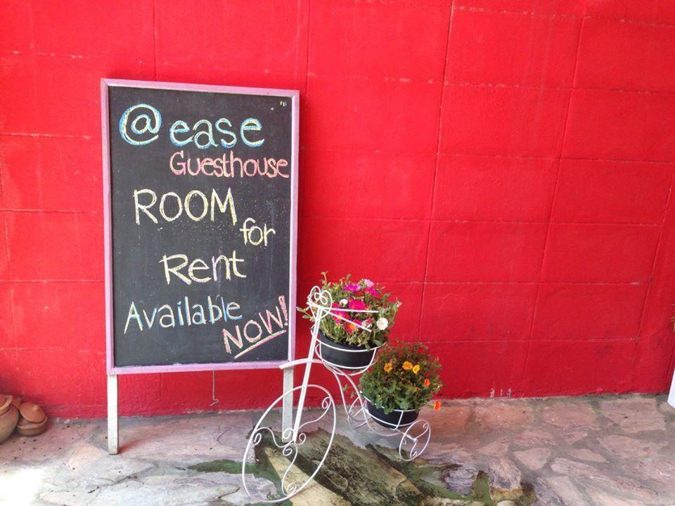At Ease Guesthouse Pattaya ภายนอก รูปภาพ